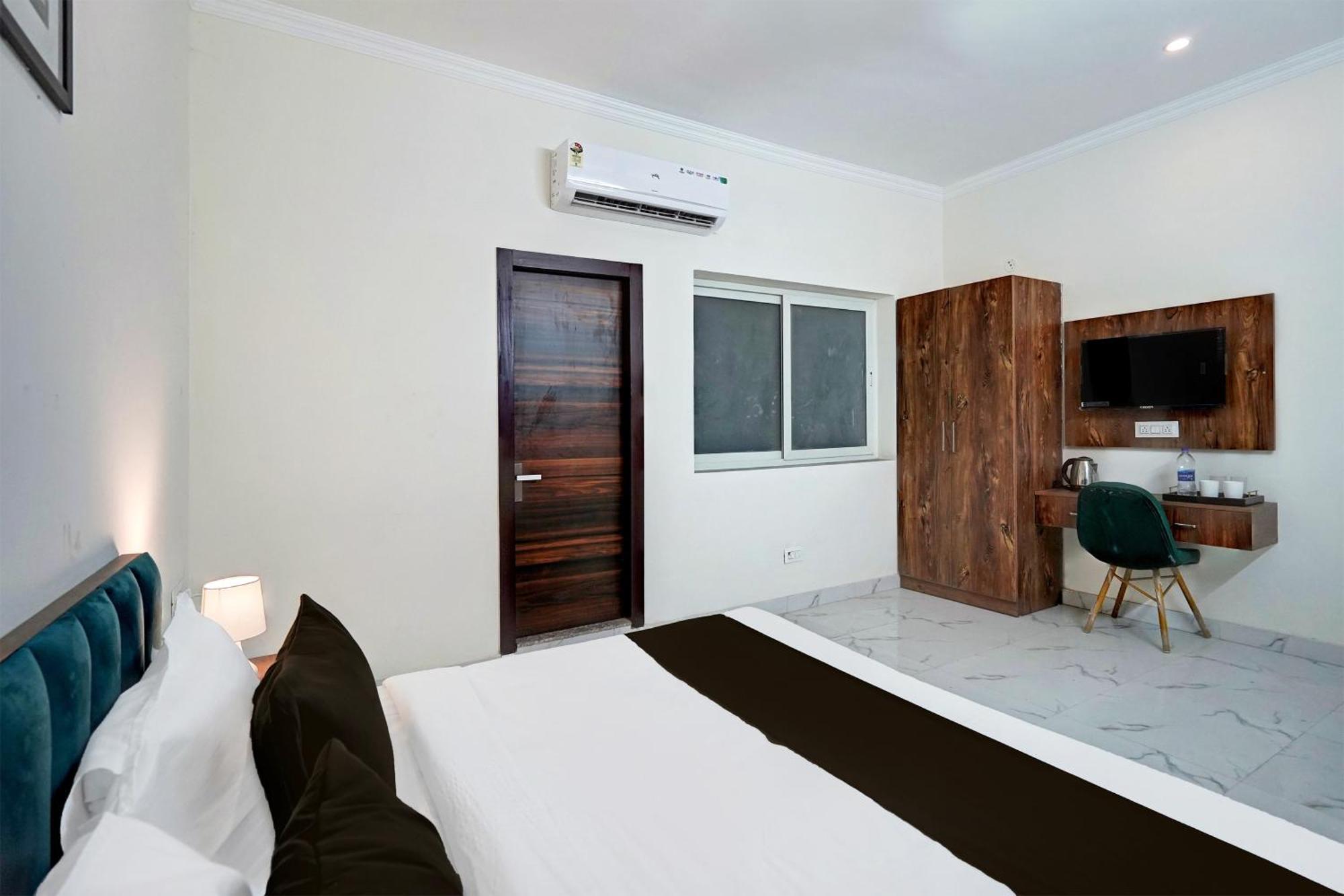 Hotel Super Townhouse Sector 86 Near Sector 83 Metro Station Noida Exteriér fotografie